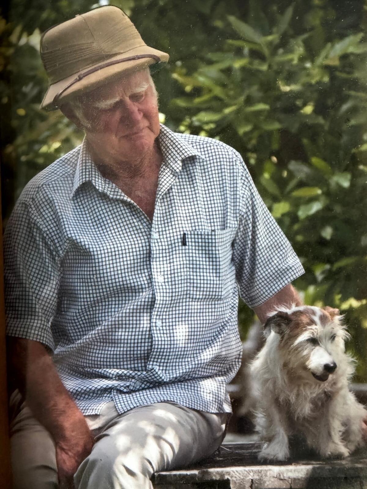  David Blackley enjoying a moment with his dog.  Photo / Supplied