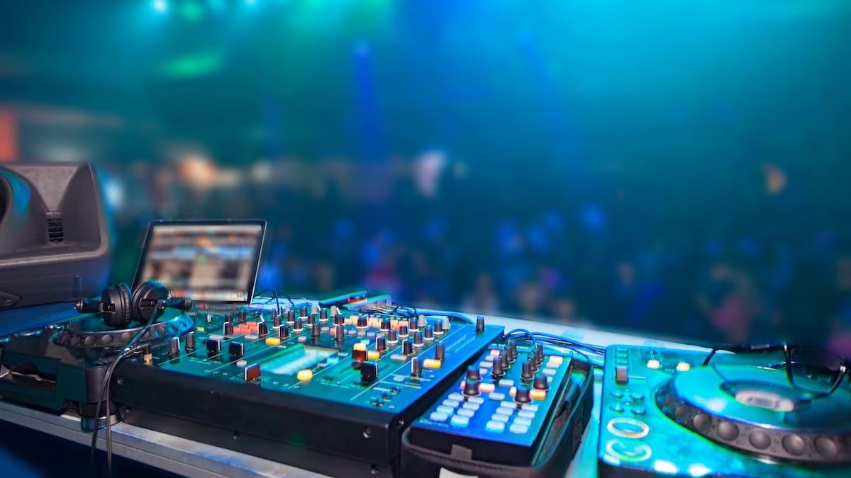 Group defends use of racially-tiered ticketing prices for music event Group defends use of racially-tiered ticketing prices for music event