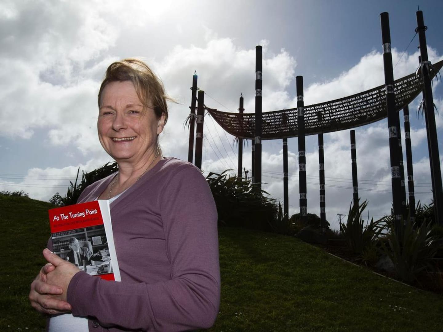 David Lange's widow, Margaret Pope, at his memorial in Ōtāhuhu. Photo / NZME