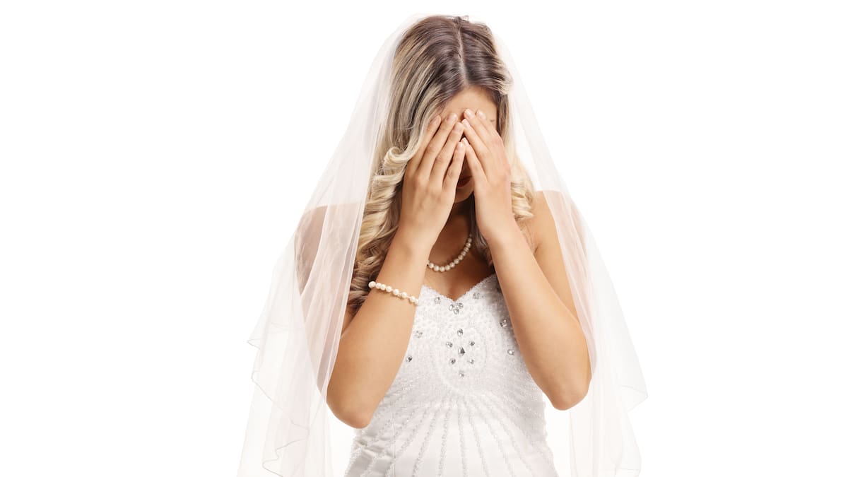 Vegan bride in tears after guest’s wild food act at wedding Vegan bride in tears after guest’s wild food act at wedding