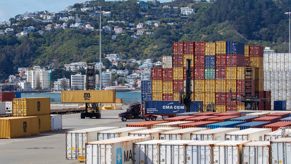 Wellington port gets NZ’s first private 5G network – built by iwi Wellington port gets NZ’s first private 5G network – built by iwi