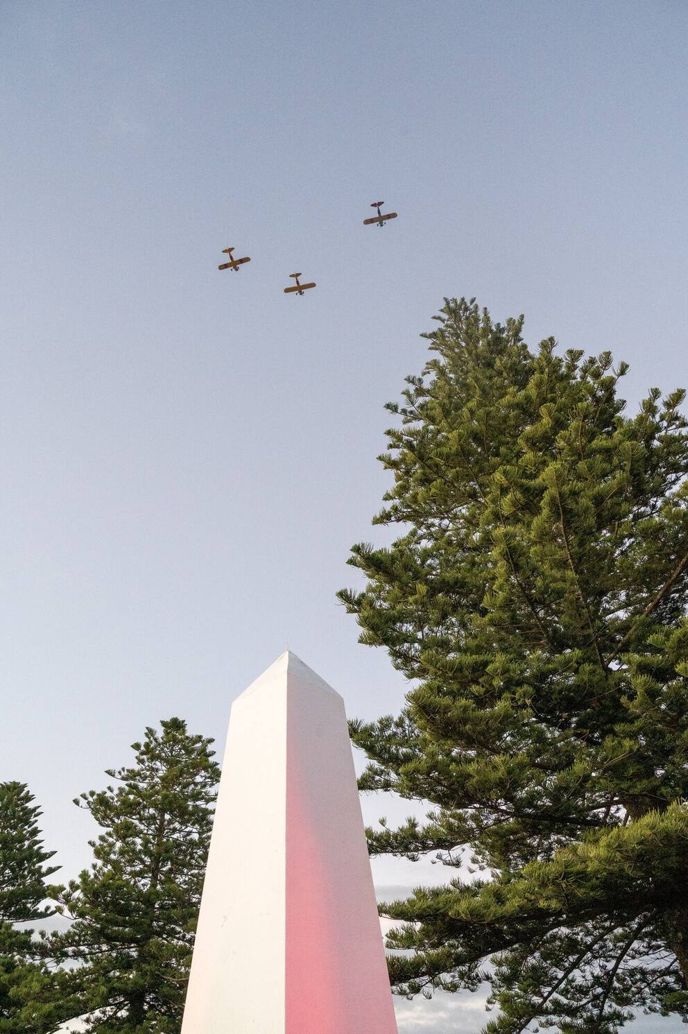 Emotions high as Tauranga, Mount RSAs mark Anzac Day with dawn services ...