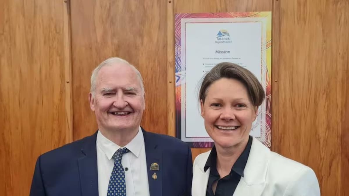 Iwi lose confidence in council over Treaty Principles Bill stance Iwi lose confidence in council over Treaty Principles Bill stance