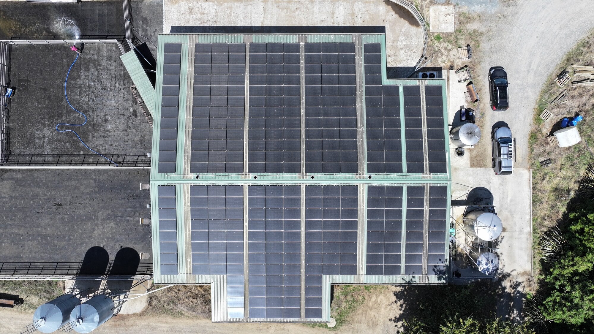 An aerial view of Malcolm Jones’ fully solar-powered dairy shed. Photos / Clint Lawson / Muse3D
