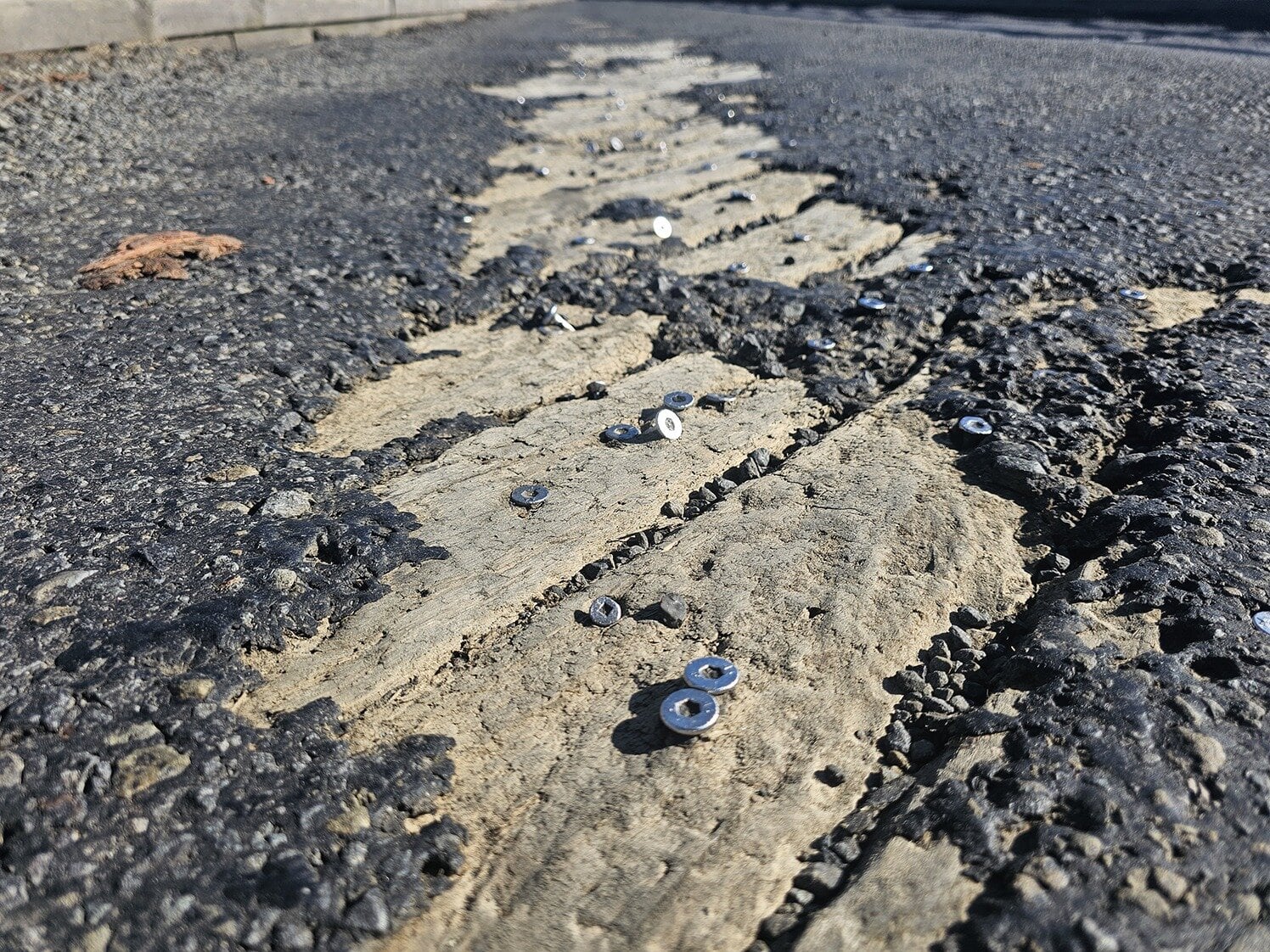  The current state of the seal on Pekatahi Bridge, which is expected to be resealed next week. Photo / Diane McCarthy