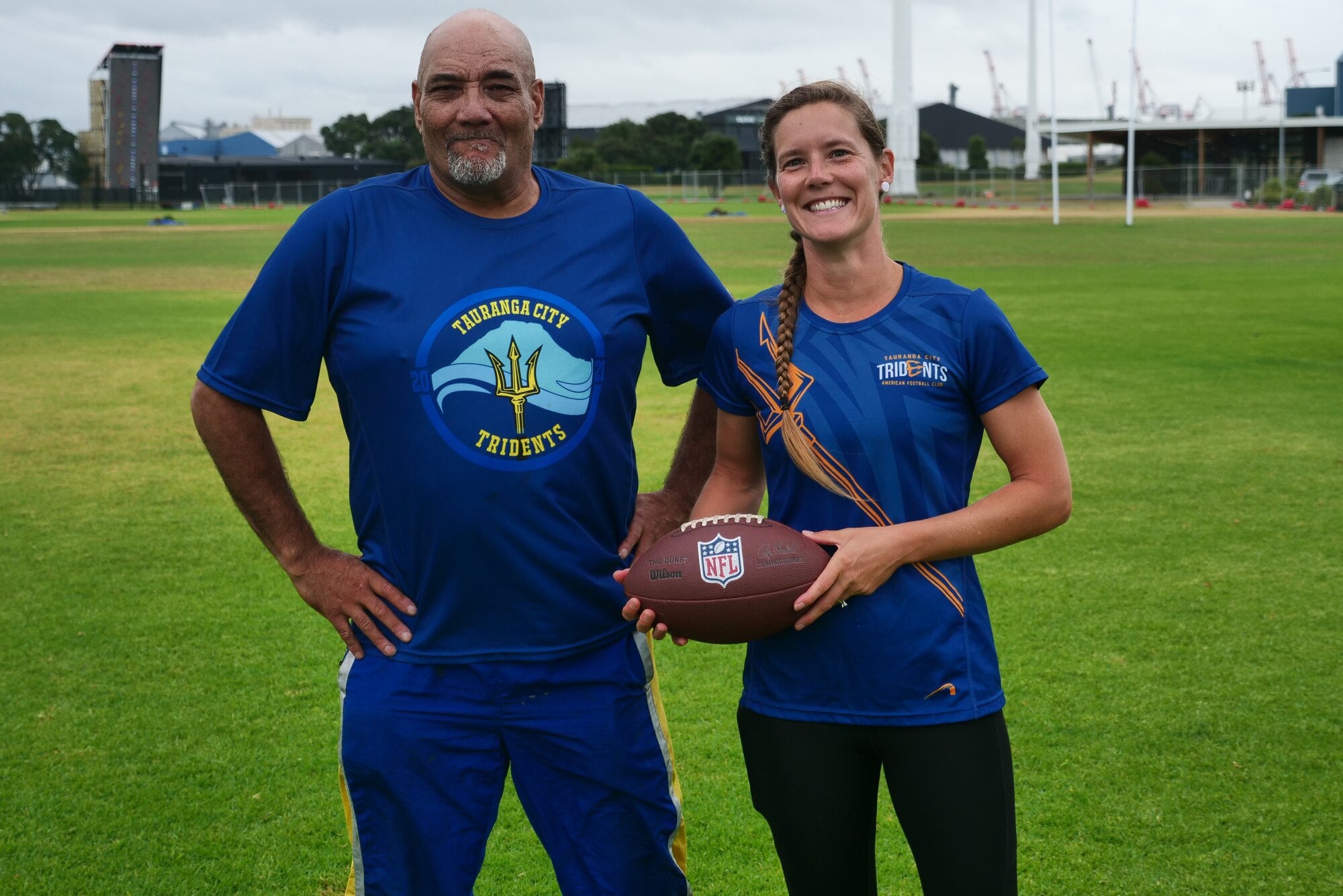 Pillians Point School coach Greg Maaka White and Ōtūmoetai Primary School Kyla Connolly.