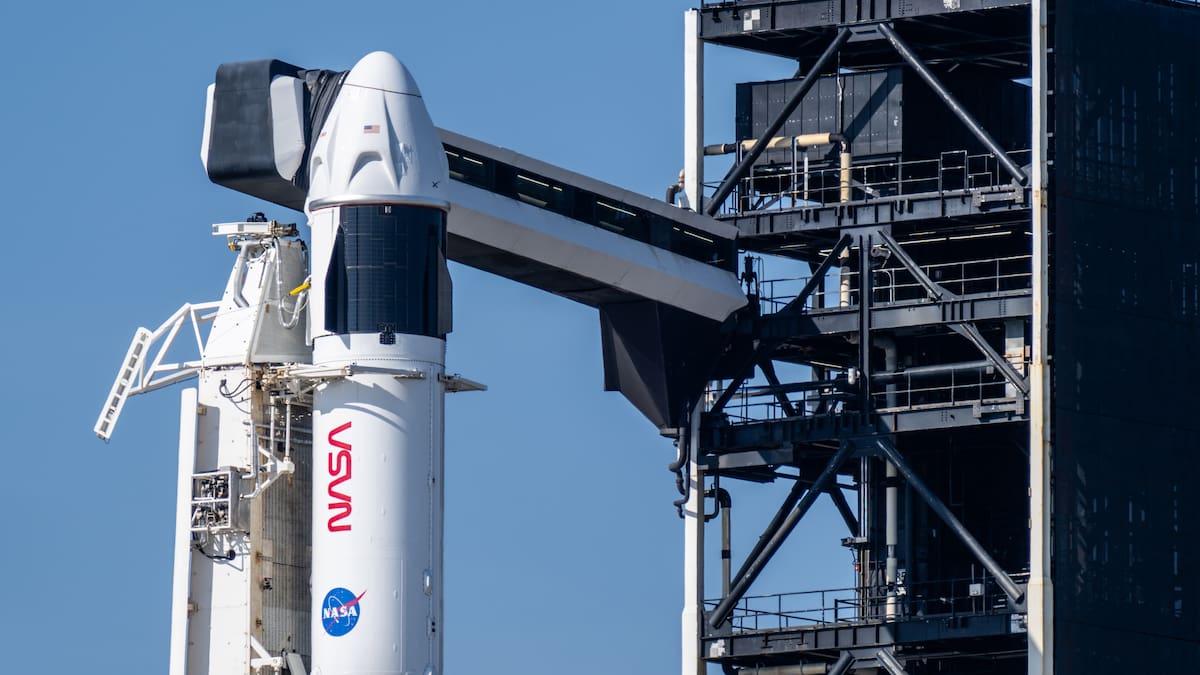 SpaceX to launch first human mission directly over Earth’s poles SpaceX to launch first human mission directly over Earth’s poles