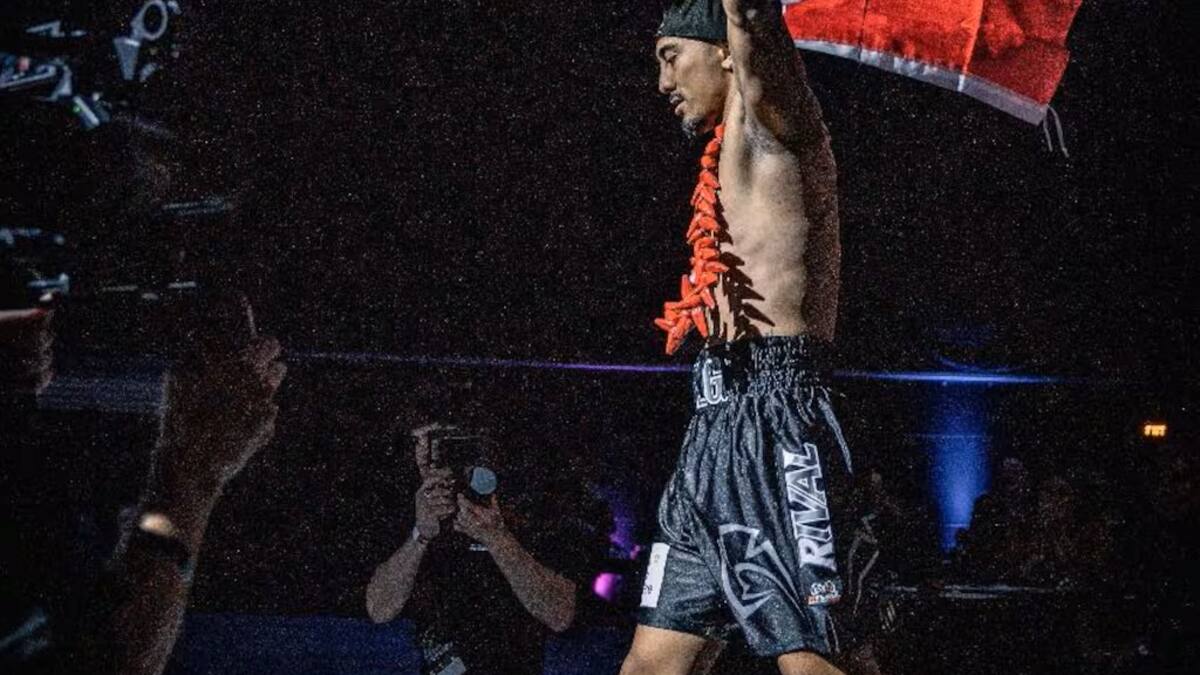 Māori boxer Michael Herarangi-Helg wins title with 4th round TKO Māori boxer Michael Herarangi-Helg wins title with 4th round TKO