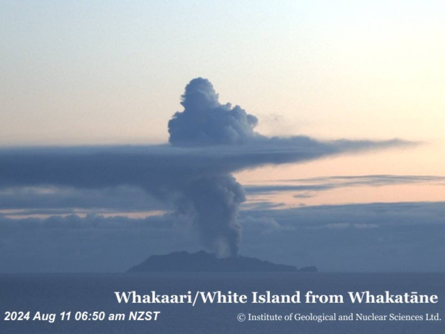 GeoNet cameras record volcanic activity on Whakaari/ White Island on Sunday morning. Photo / GNS Science