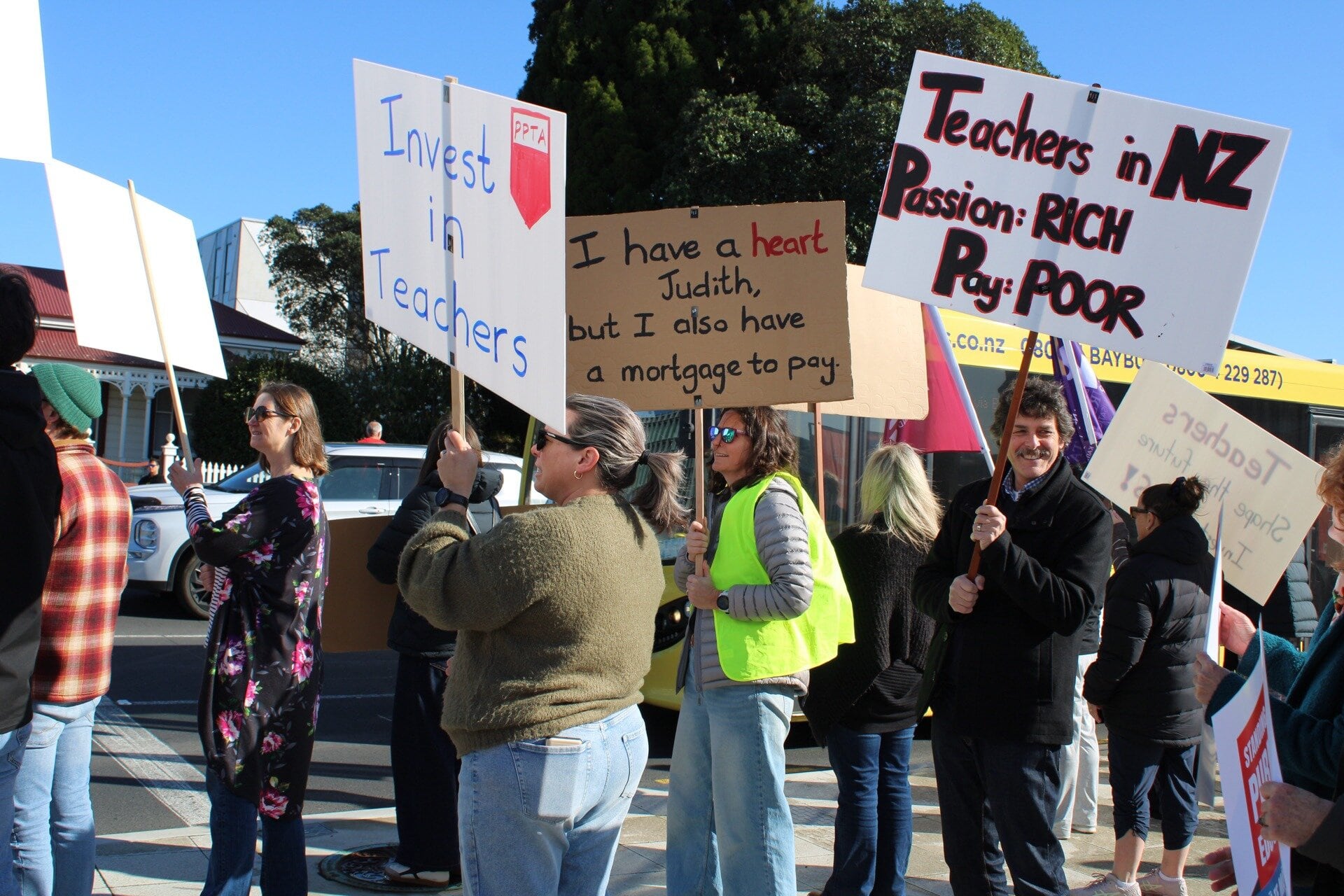  The Western Bay of Plenty Post Primary Teachers’ Association (PPTA) strike against the 1% pay rise offer from the Government. Photo / Ayla Yeoman