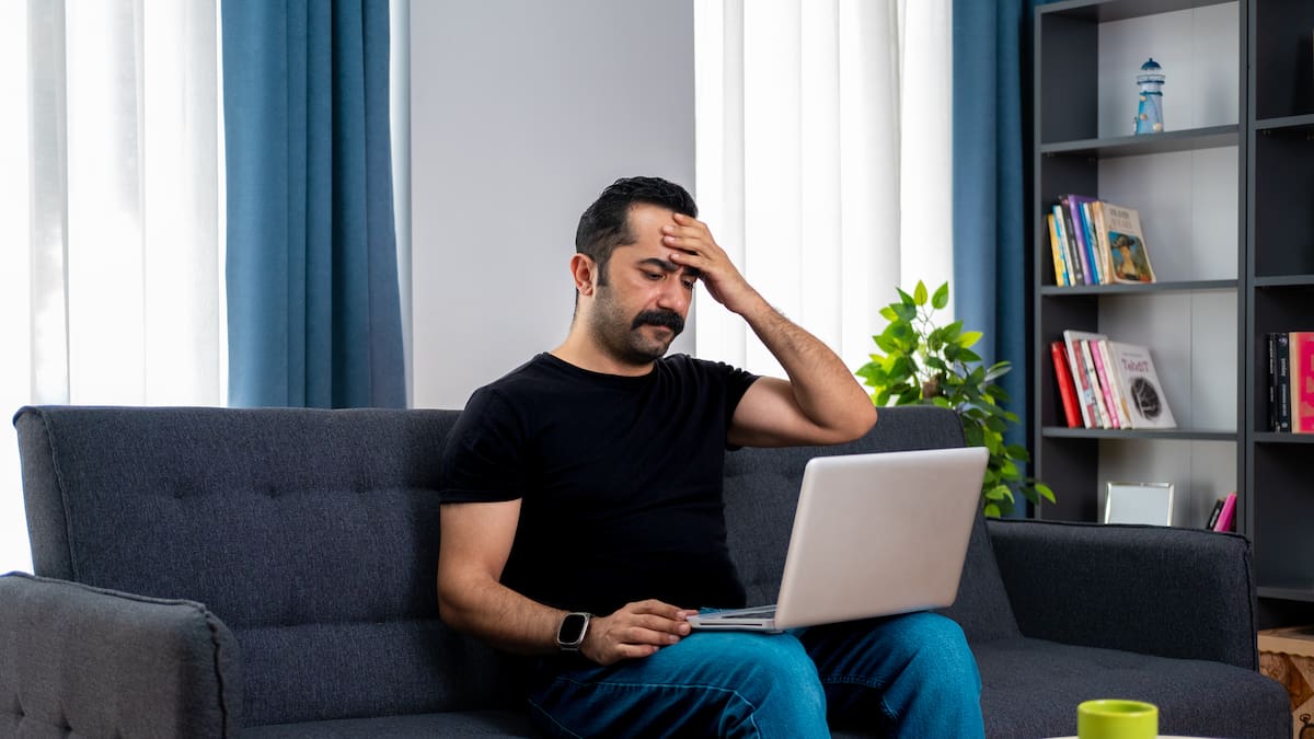 Kiwis lose .3b to online scams, Government readies three big moves Kiwis lose .3b to online scams, Government readies three big moves
