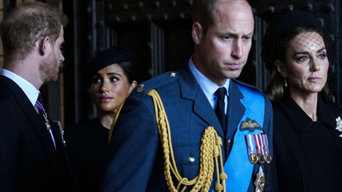 Palace staff reveal 'tension' over unfounded Meghan Markle, Prince William 'flirting' claim - NZ Herald