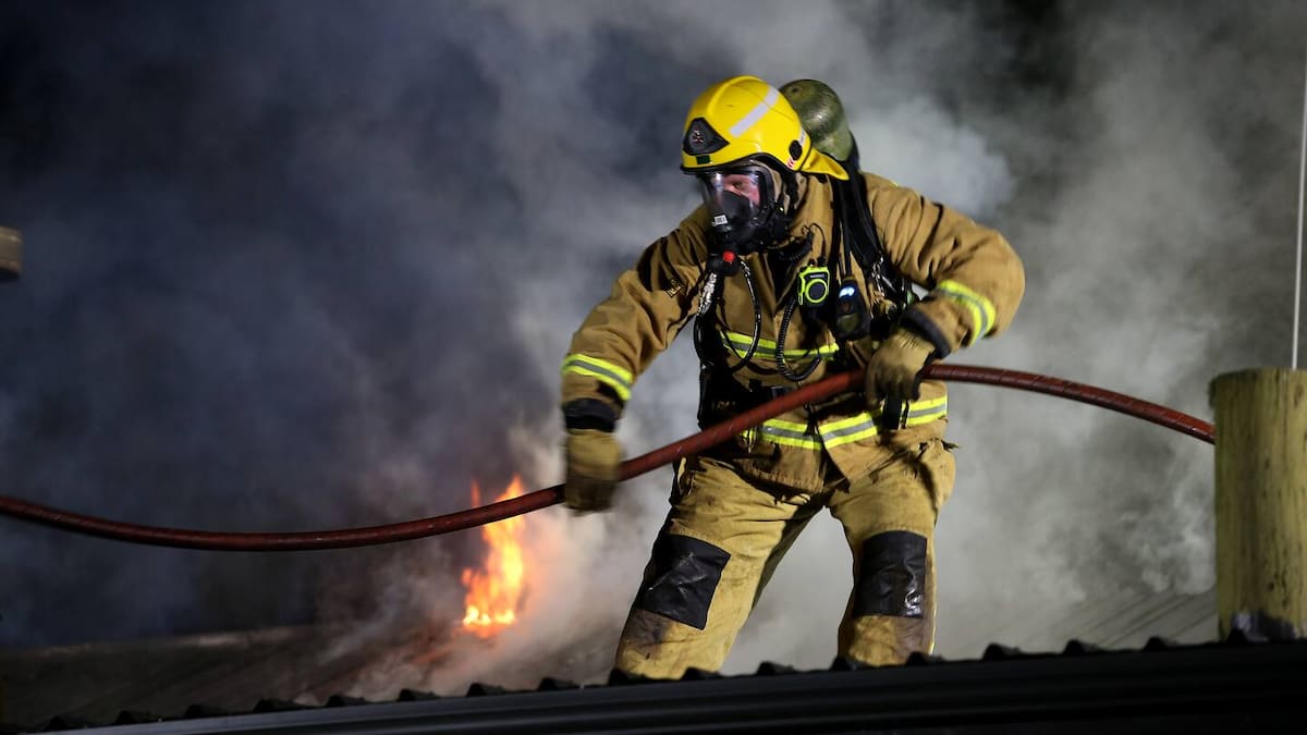 Fire and Emergency NZ verletzte die Privatsphäre eines Feuerwehrmanns ...