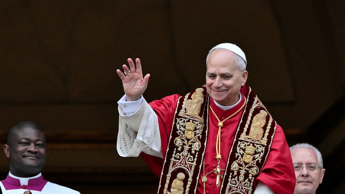 Pope urges Russia, Ukraine dialogue in Christmas blessing Pope urges Russia, Ukraine dialogue in Christmas blessing