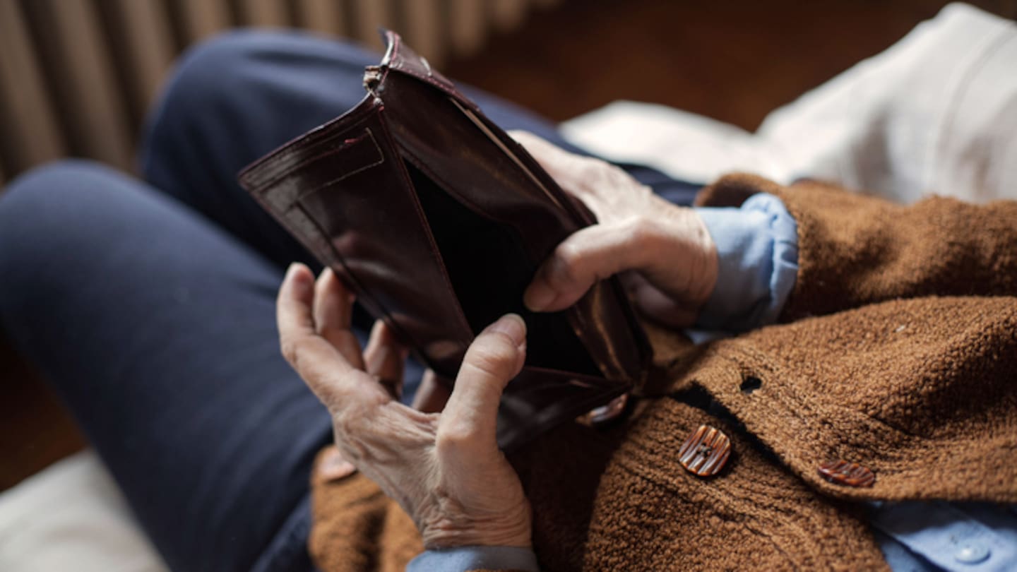 Serial fraudster Una Heikell set up charity and lied about daughter's death to steal from friends - NZ Herald