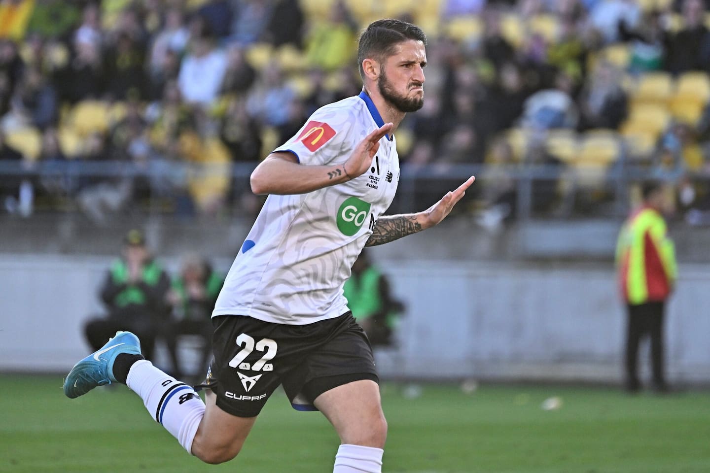 Jake Brimmer of Auckland celebrates after scoring a goal against the Wellington Phoenix at Sky Stadium, Wellington. Photo / Photosport