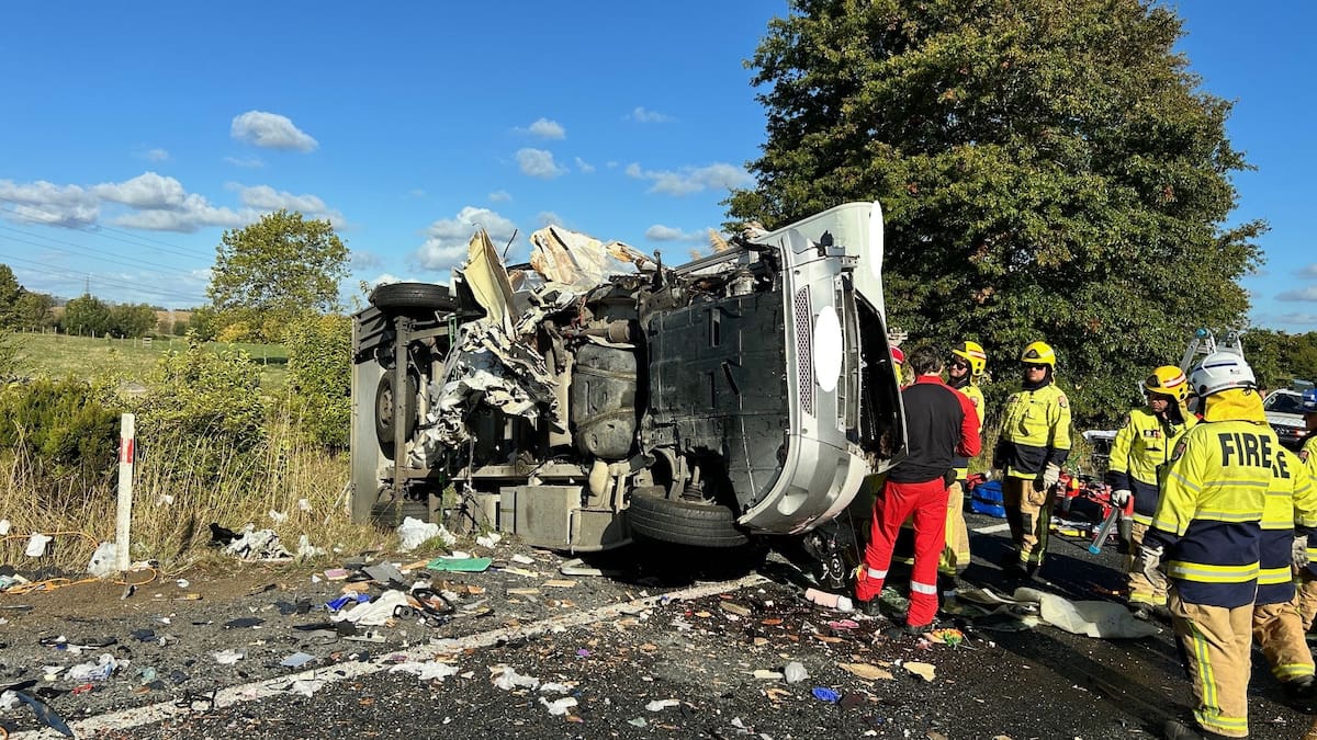‘Expect delays’: Major highway closed after serious crash ‘Expect delays’: Major highway closed after serious crash