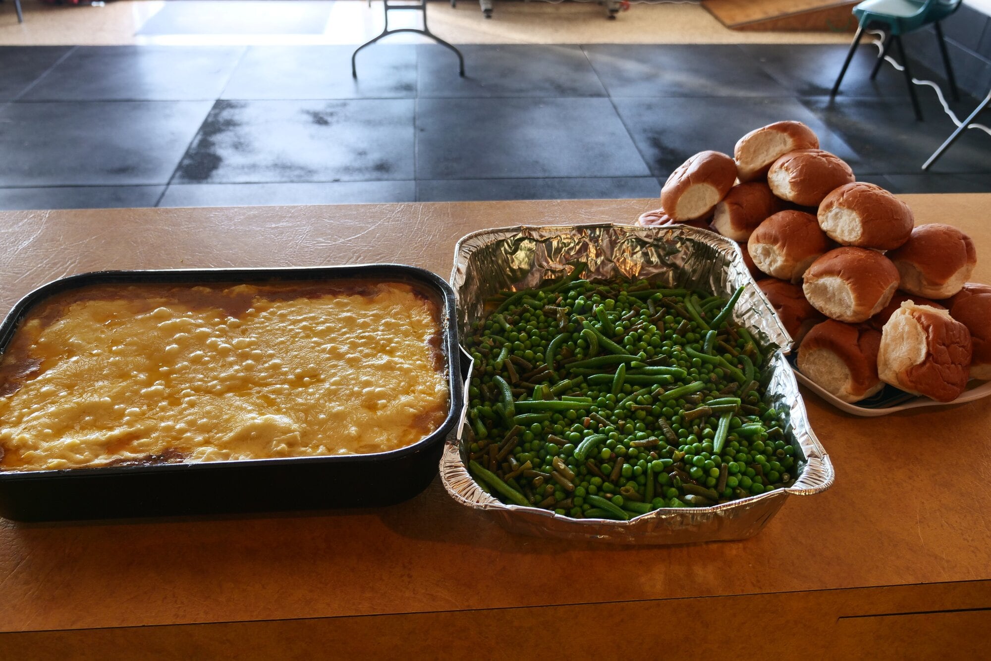  Cottage pie, beans and bread rolls served by Under the Stars.
