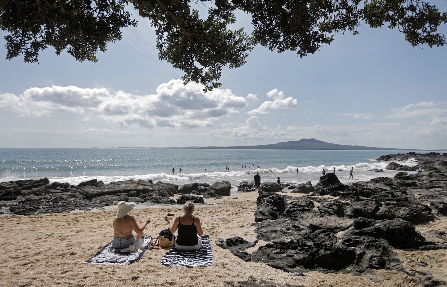 Temperatures are forecast to reach up to 34C this weekend as summer weather returns to large swathes of the country. Photo / Alex Burton