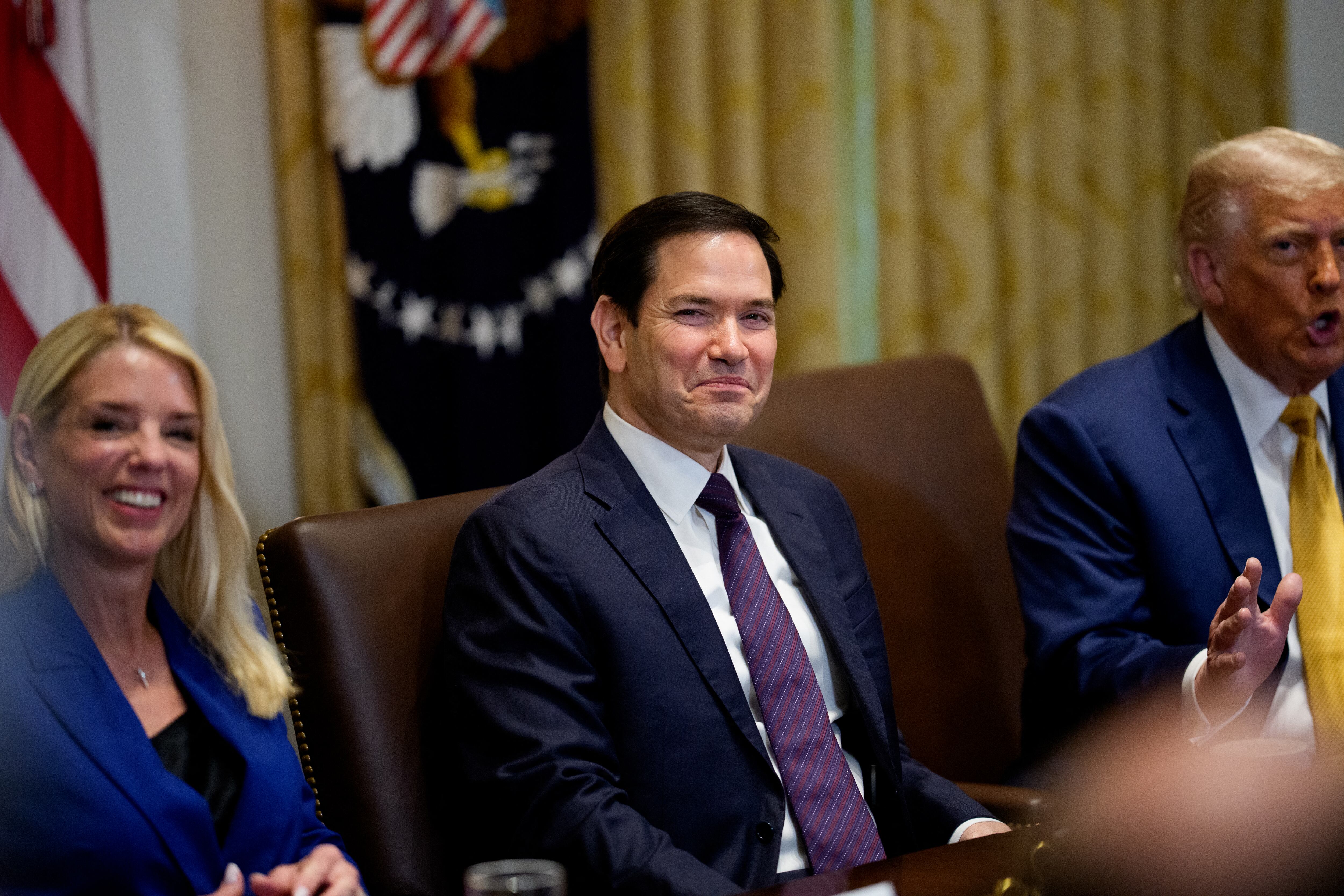 Imposter contacted at least three foreign ministers, a US governor, and a member of Congress - NZ Herald