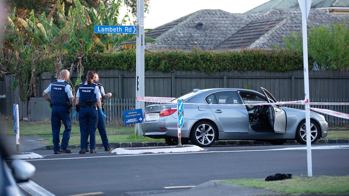 Person seriously injured in stabbing after reported group fight in Mt Eden Person seriously injured in stabbing after reported group fight in Mt Eden