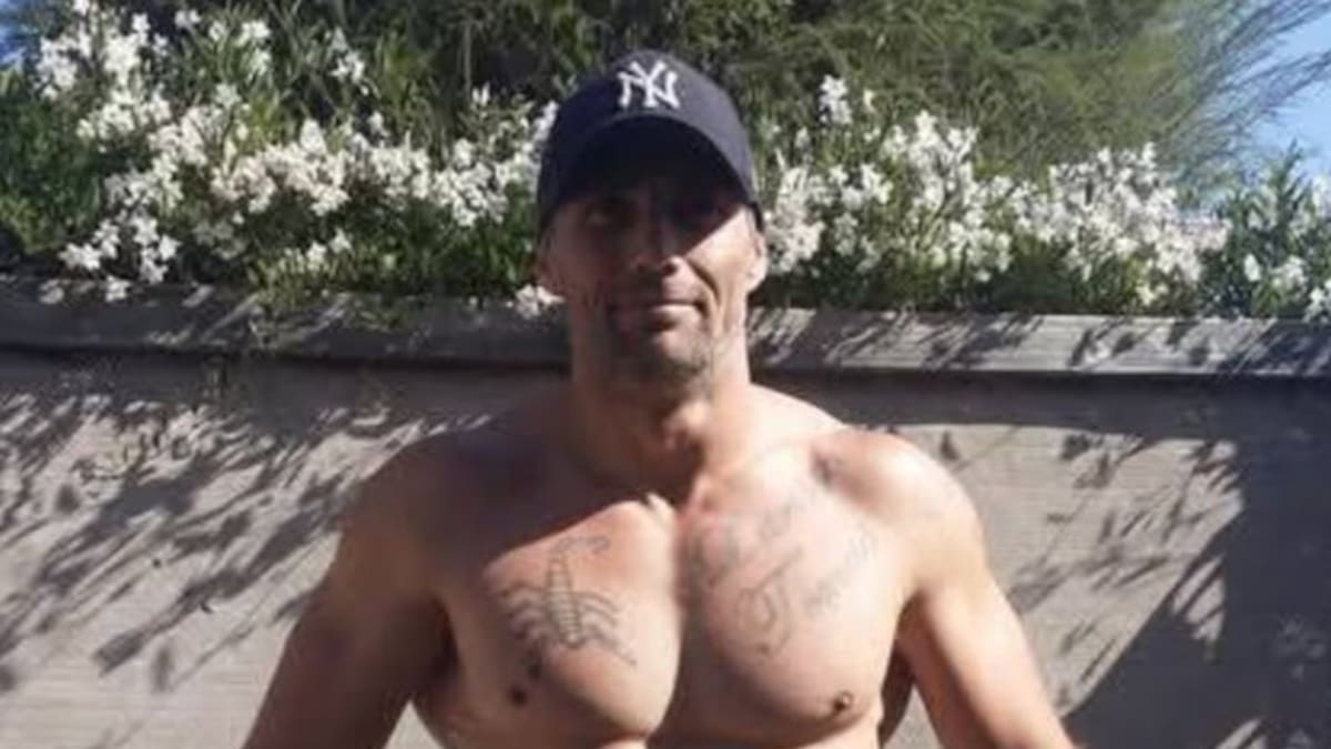 Police probe whether chainsaw was used in murder of man in NSW Police probe whether chainsaw was used in murder of man in NSW