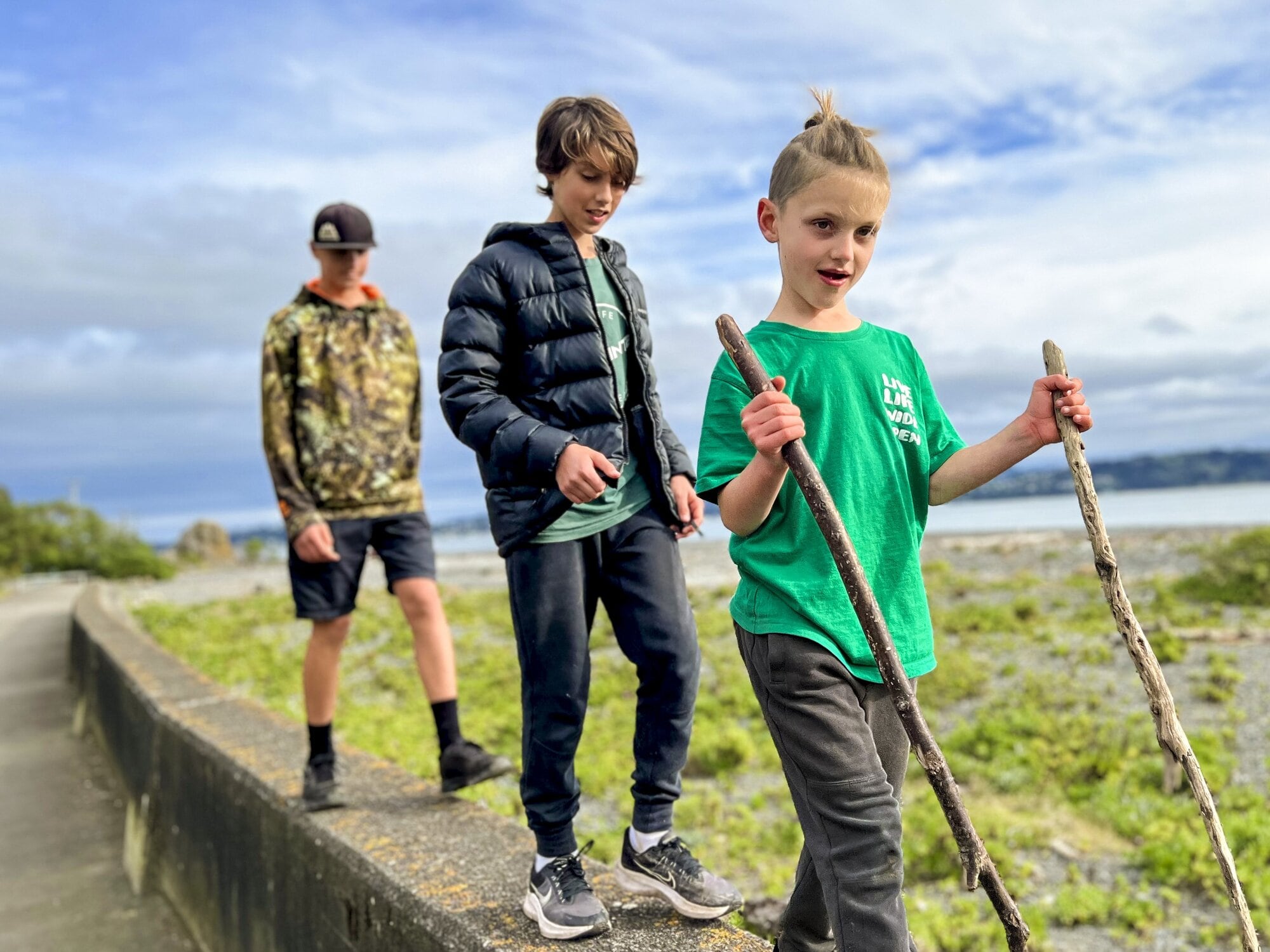 Steel brothers - Malachi (15), Judah (12) and Ezra (7) who host the Kids Unplugged series - on a mission. Photo / Kylie DellaBarca