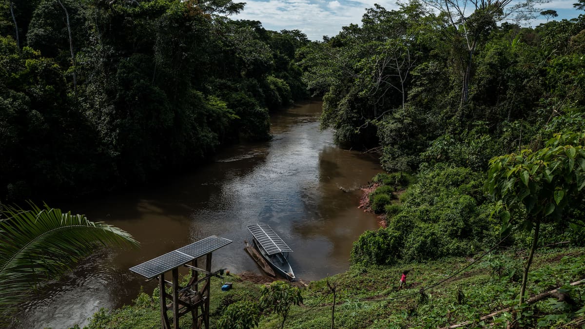 A better way to get around in the Amazon - solar-powered canoes