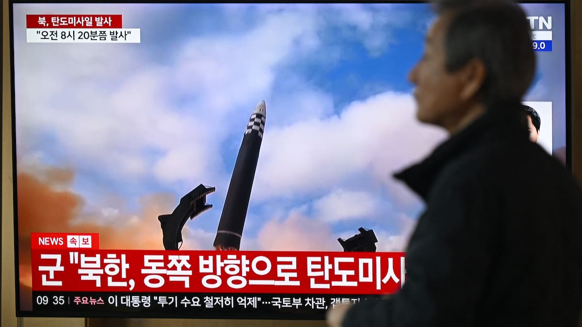 North Korea fires ballistic missiles a week ahead of Apec leaders’ meeting
