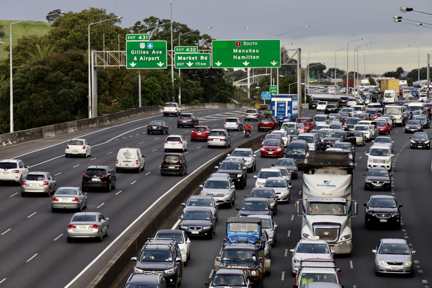 Traffic is expected to be the worst on Auckland's Southern Motorway, between Manukau and Bombay. Photo / Nick Reed
