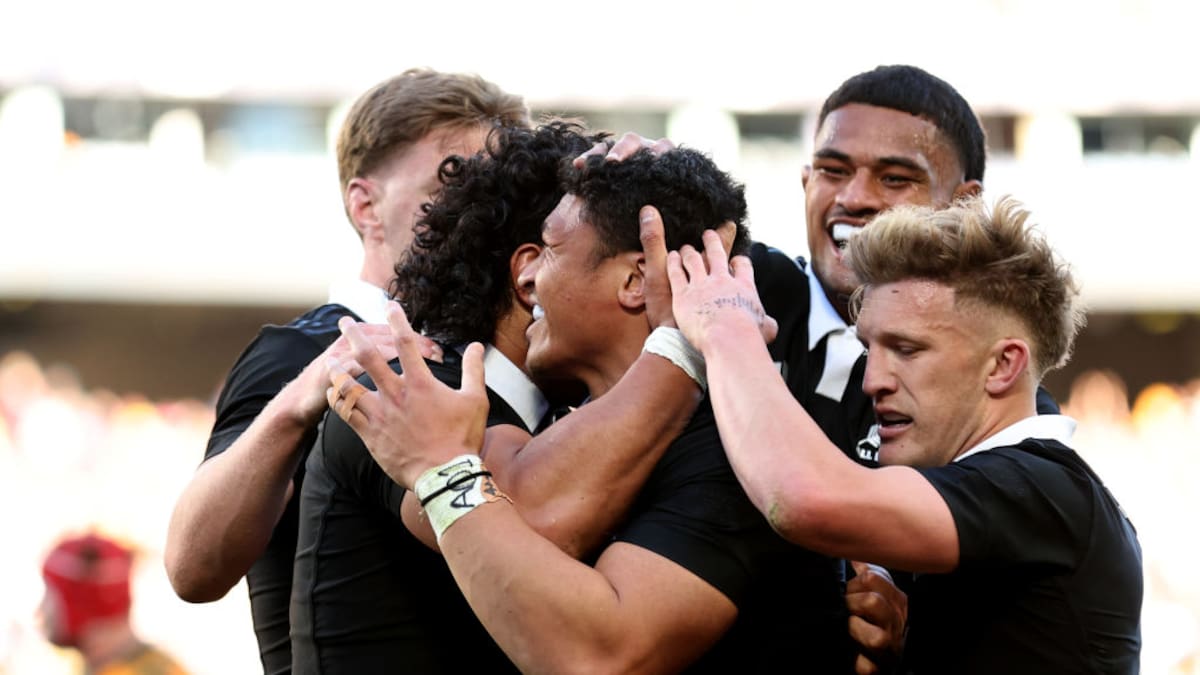 'Imperious to unconvincing’: World media reacts to All Blacks’ Bledisloe escape 'Imperious to unconvincing’: World media reacts to All Blacks’ Bledisloe escape
