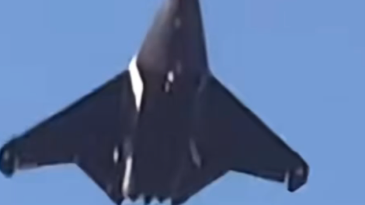 ‘Major breakthrough’: China unveils new futuristic fighter jets ‘Major breakthrough’: China unveils new futuristic fighter jets