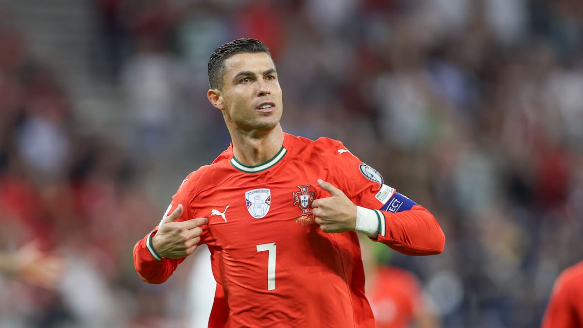 Ronaldo becomes football’s first billionaire Ronaldo becomes football’s first billionaire