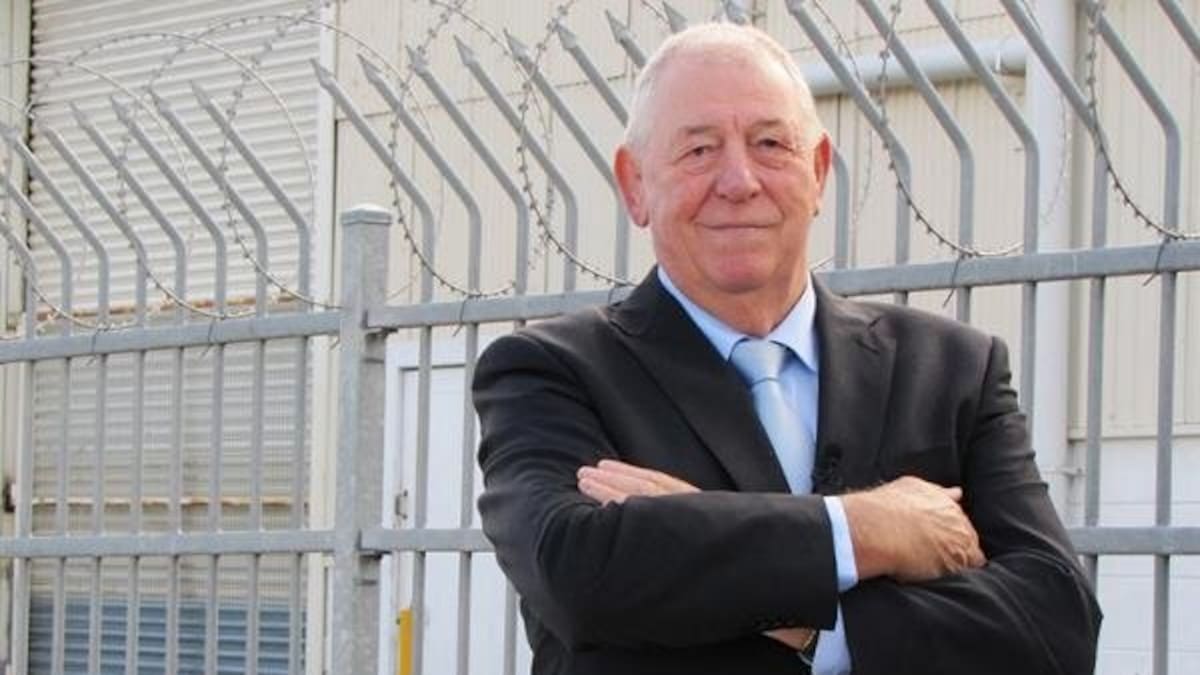 Graham Bell: Police pay tribute to ‘a bit of a legend’ Graham Bell: Police pay tribute to ‘a bit of a legend’