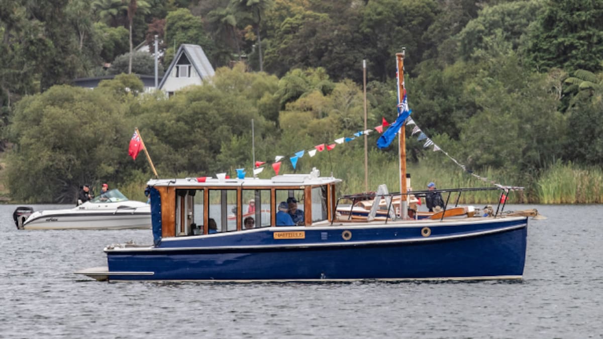 Lake Rotoiti’s classic boat parade a ‘special sight’ – NZ Herald Lake Rotoiti’s classic boat parade a ‘special sight’ – NZ Herald