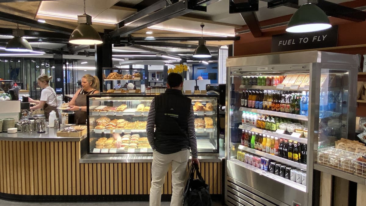 New cafe Airspresso Fuel to Fly opens at Hawke’s Bay Airport as two others move on