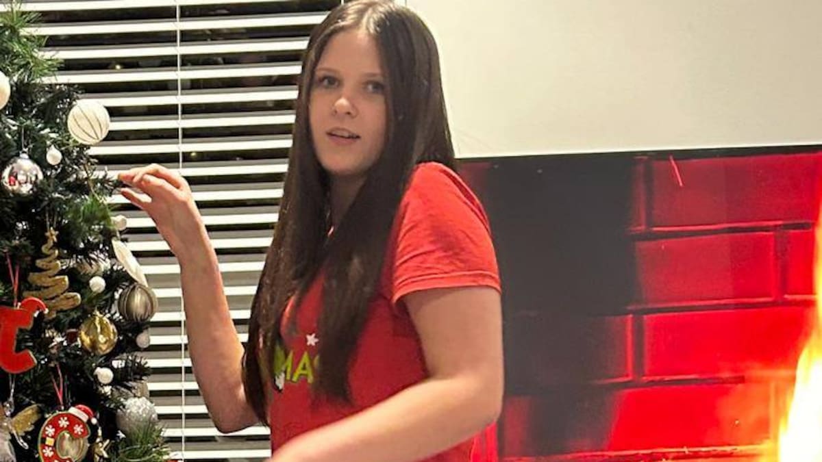 Auckland girl missing after mum dropped her at high school Auckland girl missing after mum dropped her at high school