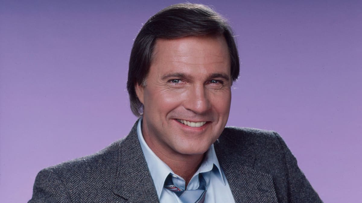 Buck Rogers star Gil Gerard dies days after ‘aggressive’ cancer diagnosis Buck Rogers star Gil Gerard dies days after ‘aggressive’ cancer diagnosis