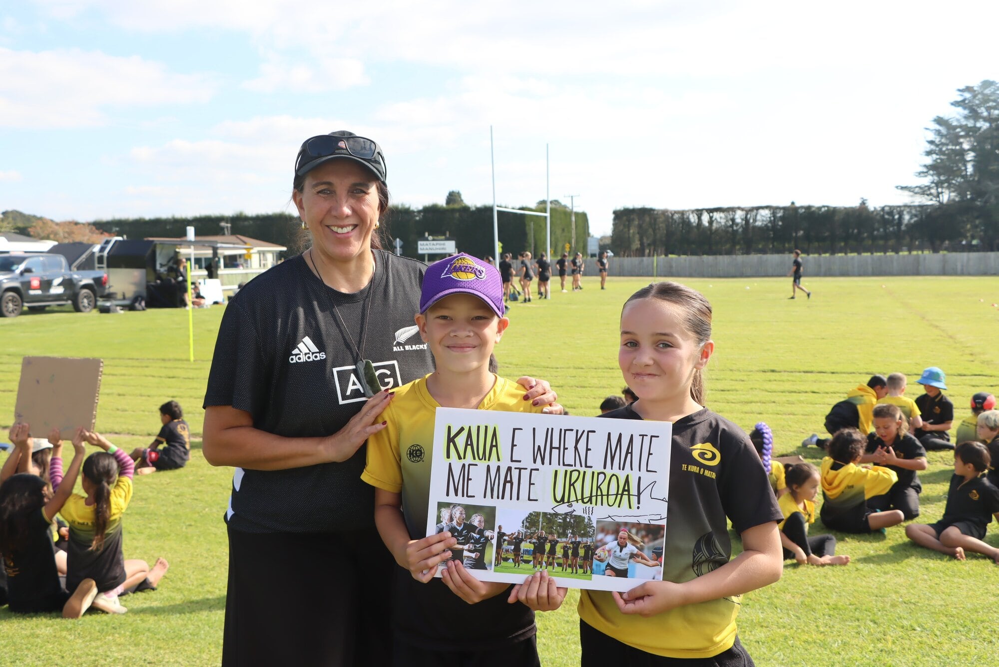 Te Kura o Matapihi kaiako Aroha Munkedal (left), with students Marihi Fox, 9 (centre) and Te Iria Te Kakau, 10. Photo / Kaitlyn Morrell