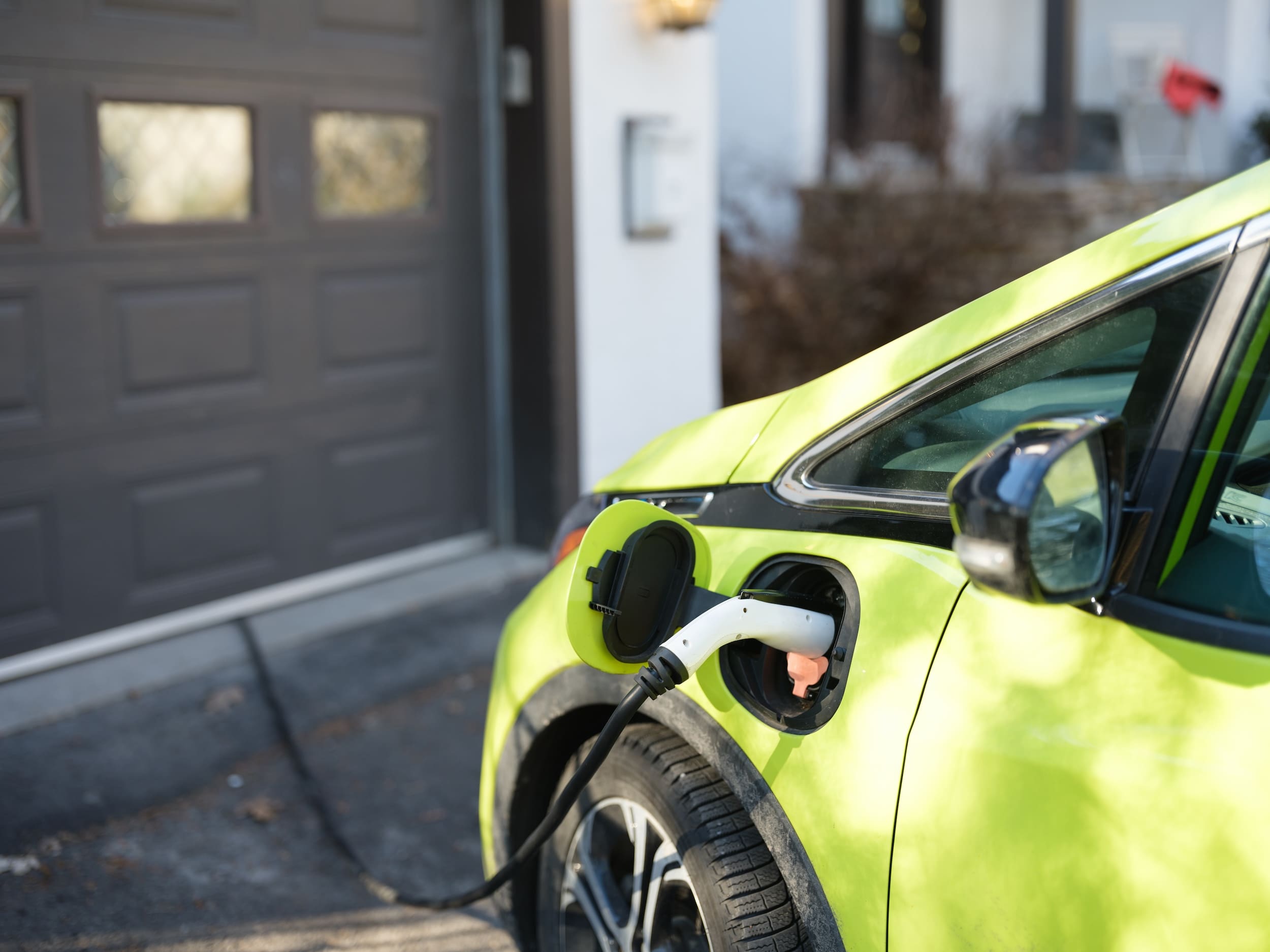 The power station in your driveway : Queenstown trial uses EVs to power households