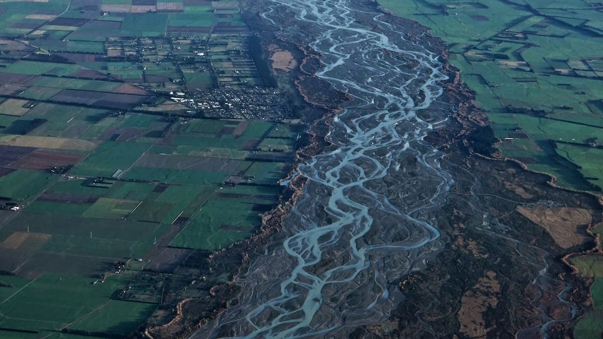 Four injured following jetboat crash on Rakaia River, Mid Canterbury Four injured following jetboat crash on Rakaia River, Mid Canterbury