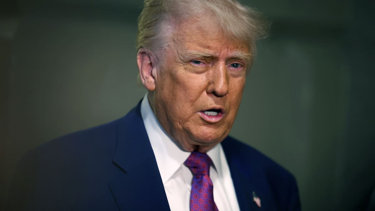 Trump threatens Canada with 35% tariff rate starting on August 1