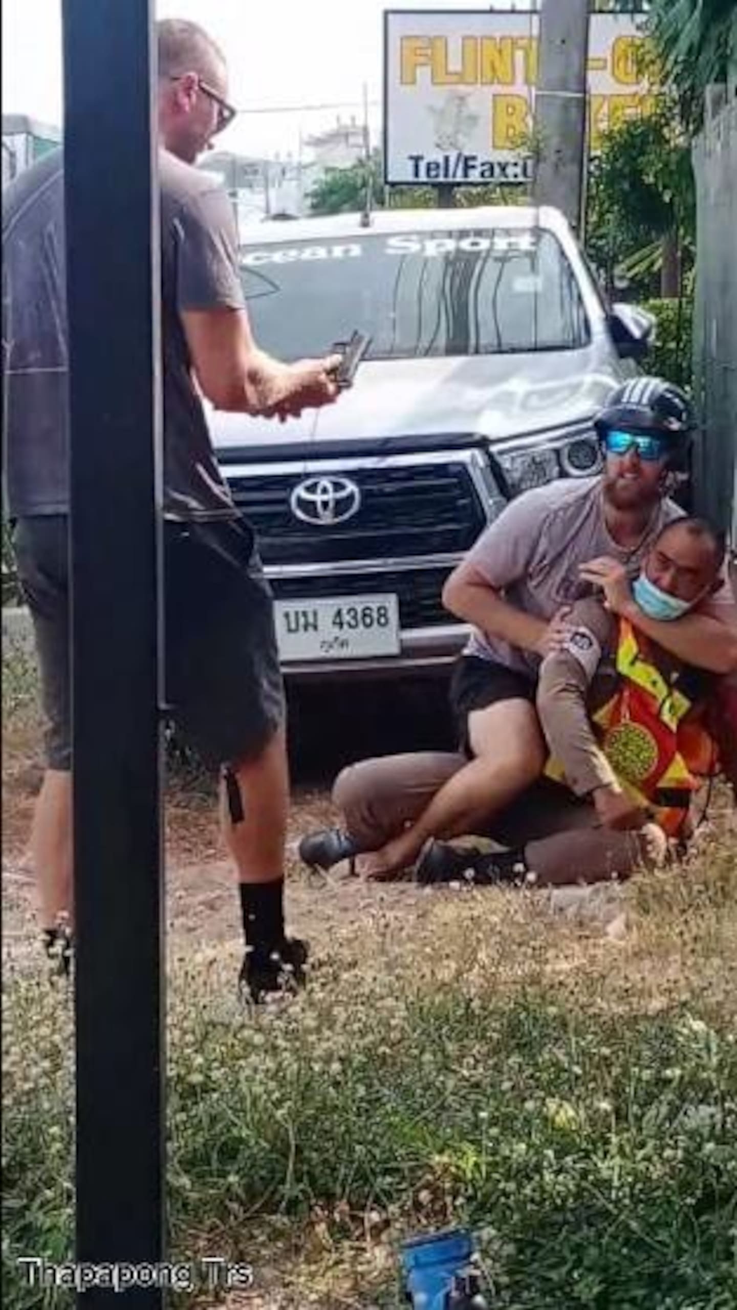 Two Kiwis attacked a local police officer after being pulled over in Thailand, taking his gun and causing a shot to go off. Photo / Thapapong Trs
