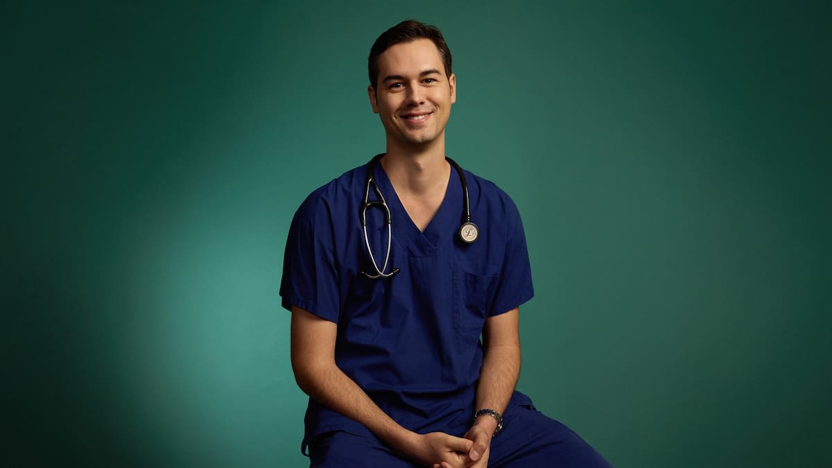 NZ Health System in Crisis: Auckland Doctor's Book Exposes Urgent Need for Change