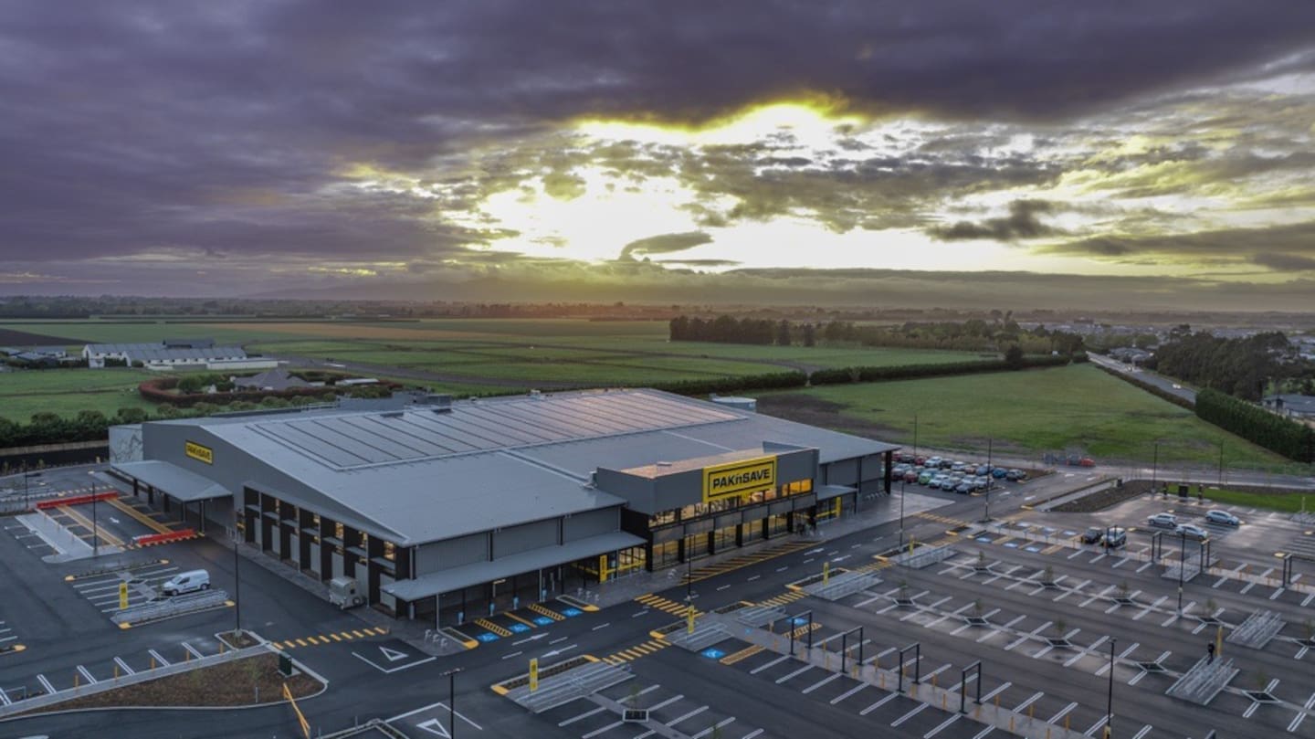 Pak'nSave Rolleston officially opened its doors today.