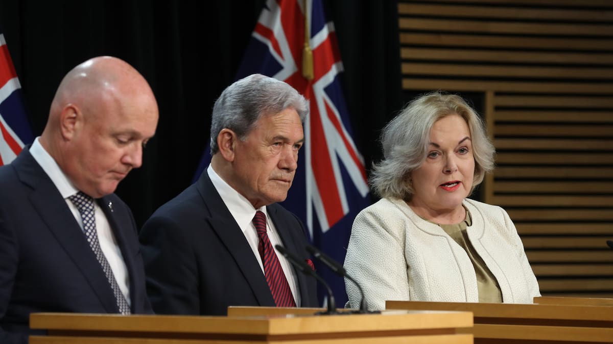 Government commits to Ukraine support, extends Defence Force mission