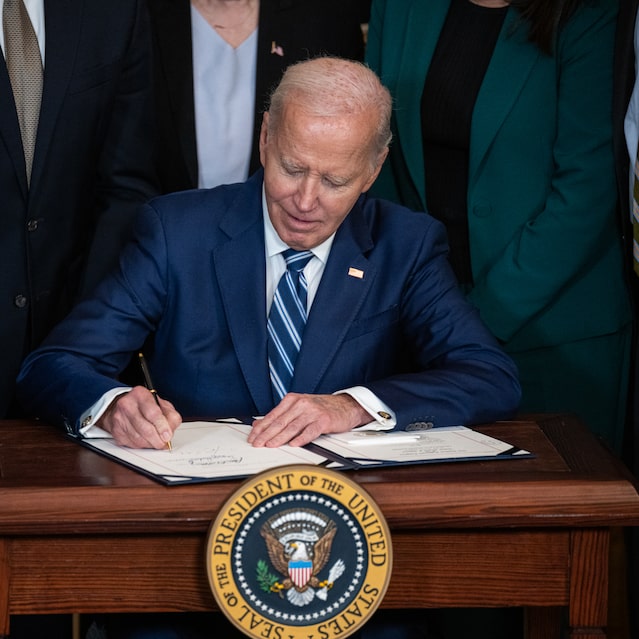 🟥 (Market Recap)"Futures del gas naturale alle stelle: oltre 4,1 dollari per MMBtu grazie alla domanda di riscaldamento e alle esportazioni di GNL"