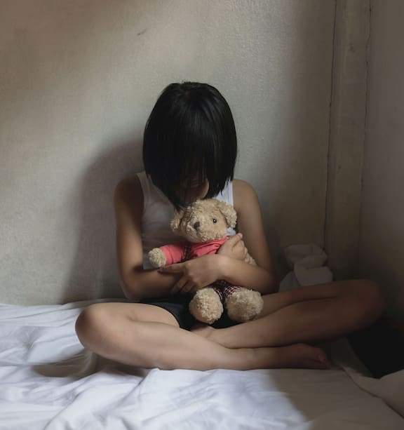 Mum jailed after bribing 5-year-old to be 'sexual plaything' with boyfriend in 'dreadful' abuse case - NZ Herald