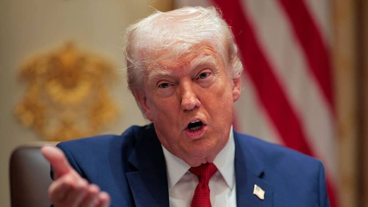 Trump threatens to destroy Iran oil island unless peace deal accepted Trump threatens to destroy Iran oil island unless peace deal accepted