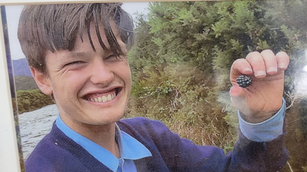 Gloriavale death: Coroner says Sincere Standtrue died suddenly from ‘blacking out game’ Gloriavale death: Coroner says Sincere Standtrue died suddenly from ‘blacking out game’